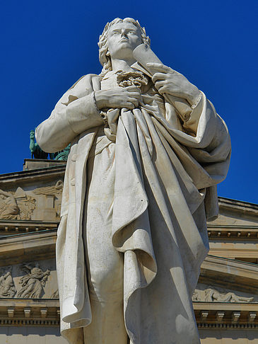 Schillerdenkmal mit Konzerthaus - Berlin (Berlin)