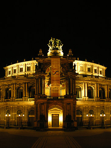 Fotos Semperoper bei Nacht