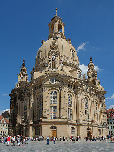 Foto Frauenkirche und Lutherdenkmal