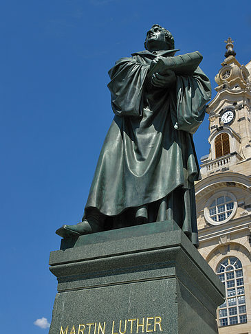 Frauenkirche und Lutherdenkmal