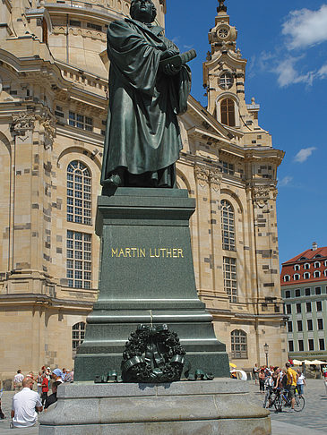 Frauenkirche und Lutherdenkmal Foto 