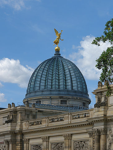 Hochschule für bildende Künste