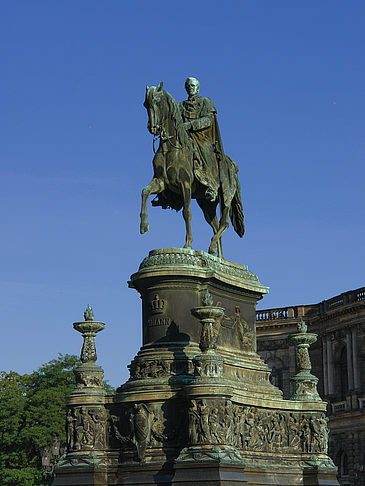 Foto König-Johann-Statue - Dresden