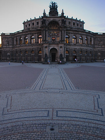 Semperoper abends Fotos