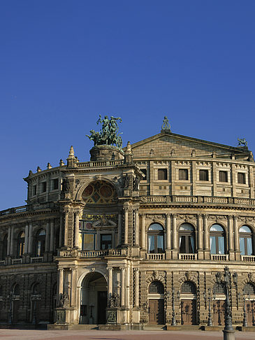 Semperoper Eingang