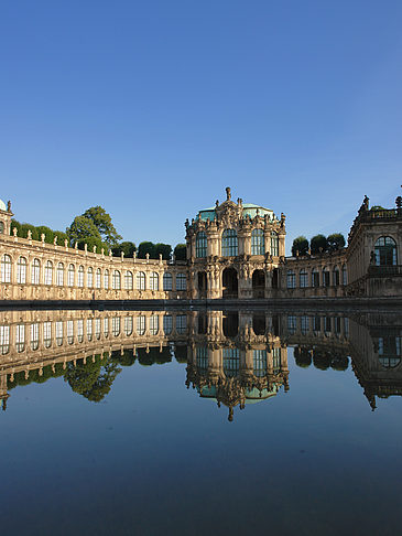 Foto Wallpavillon mit Brunnen - Dresden