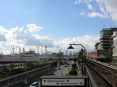 U-Bahn Landungsbrücken - Hamburg (Hamburg)