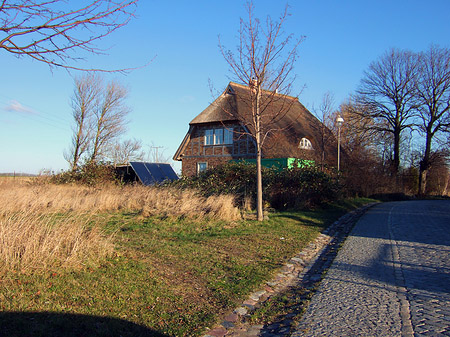 Straße zum Dorf - Mecklenburg-Vorpommern