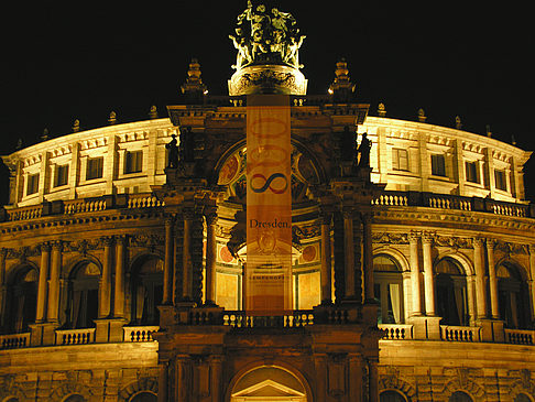 Fotos Semperoper bei Nacht | Dresden