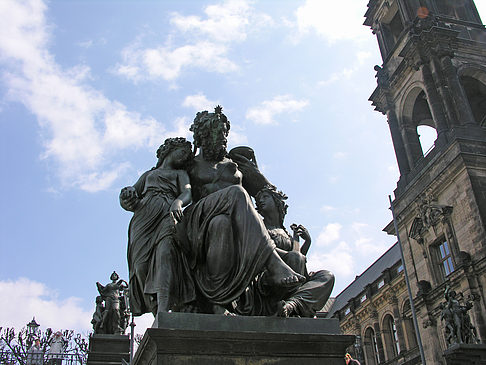 Treppe am Schlossplatz - Sachsen (Dresden)