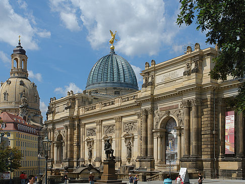 Fotos Frauenkirche und Kunstakademie