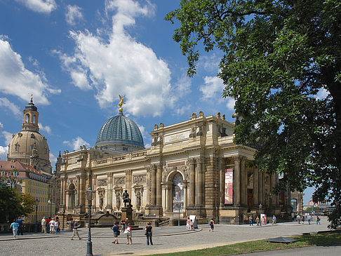 Foto Frauenkirche und Kunstakademie