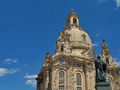 Foto Frauenkirche und Lutherdenkmal