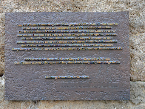 Foto Schild an der Frauenkirche - Dresden