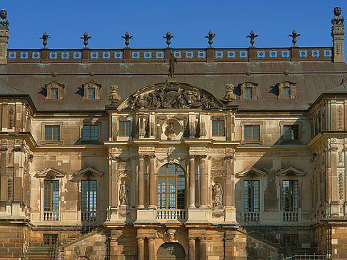 Foto Palais mit Wiese - Dresden