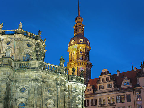 Schloss am Abend Fotos