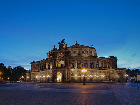 Semperoper abends Fotos