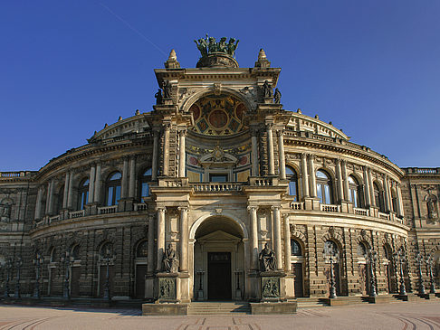 Semperoper Eingang