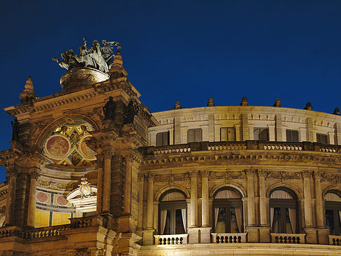 Foto Semperoper bei Nacht