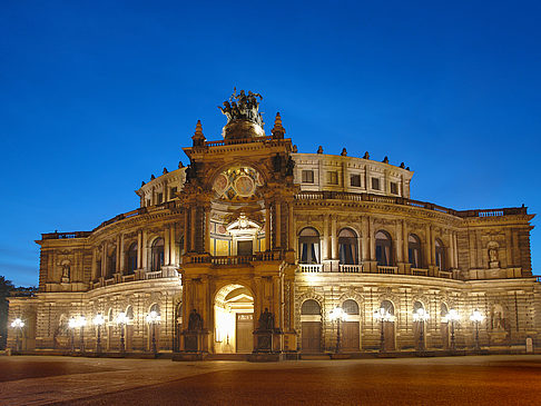 Fotos Semperoper bei Nacht