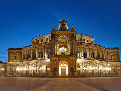 Fotos Semperoper bei Nacht