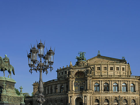 Fotos Semperoper mit Laterne