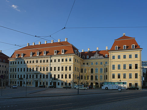 Taschenbergpalais