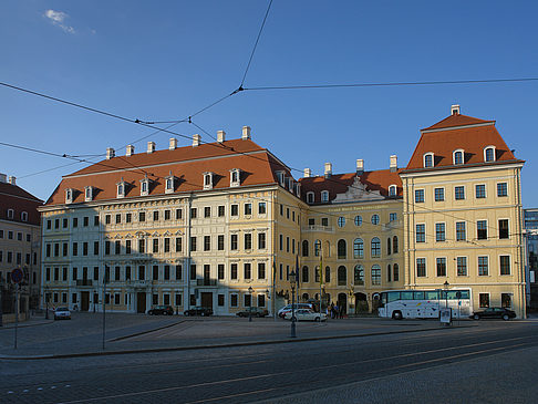 Taschenbergpalais