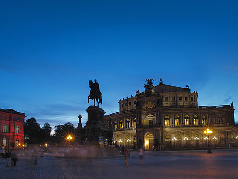 Fotos Theaterplatz abends | Dresden