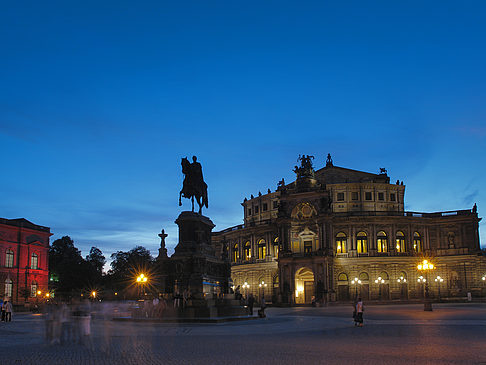 Fotos Theaterplatz abends | Dresden