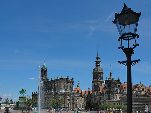 Schloss und Hofkirche