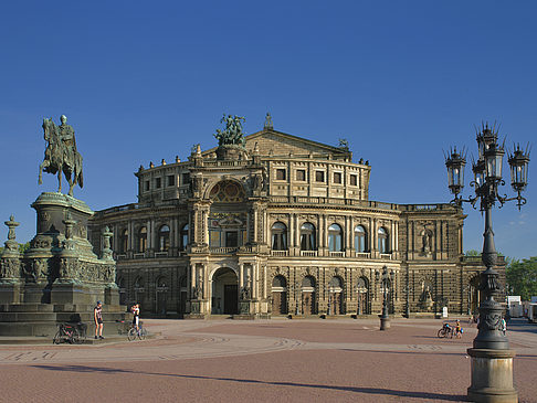 Theaterplatz