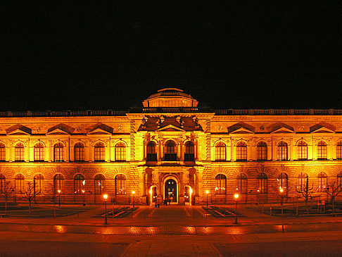 Fotos Dresdner Zwinger bei Nacht | Dresden