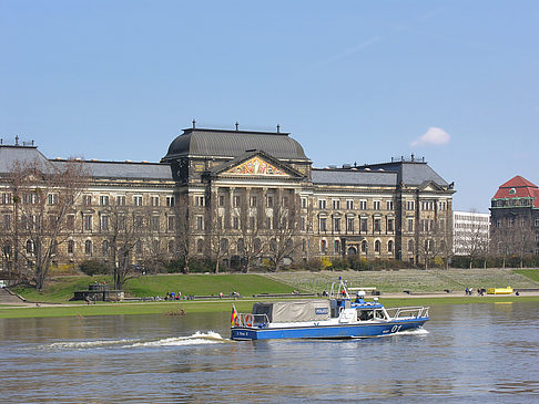 Fotos Finanzministerium