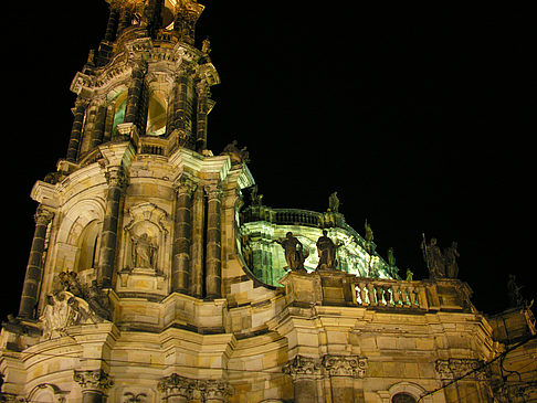 Fotos Hofkirche bei Nacht