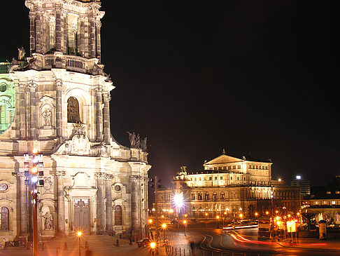 Fotos Hofkirche bei Nacht