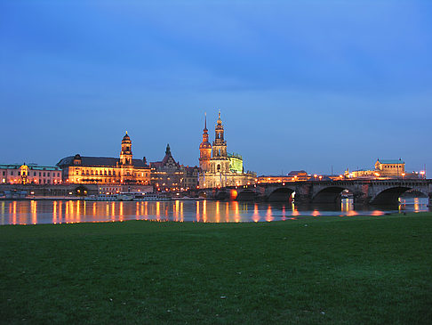 Hofkirche bei Nacht - Sachsen (Dresden)