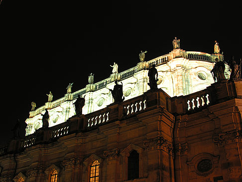 Hofkirche bei Nacht Foto 